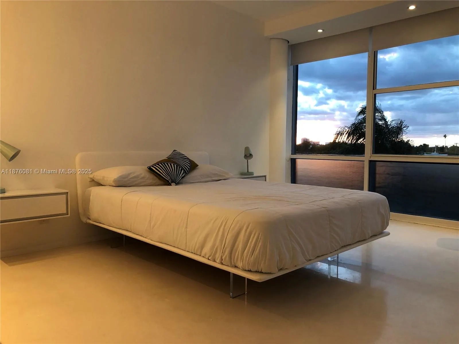 900 Bay Dr., #315
