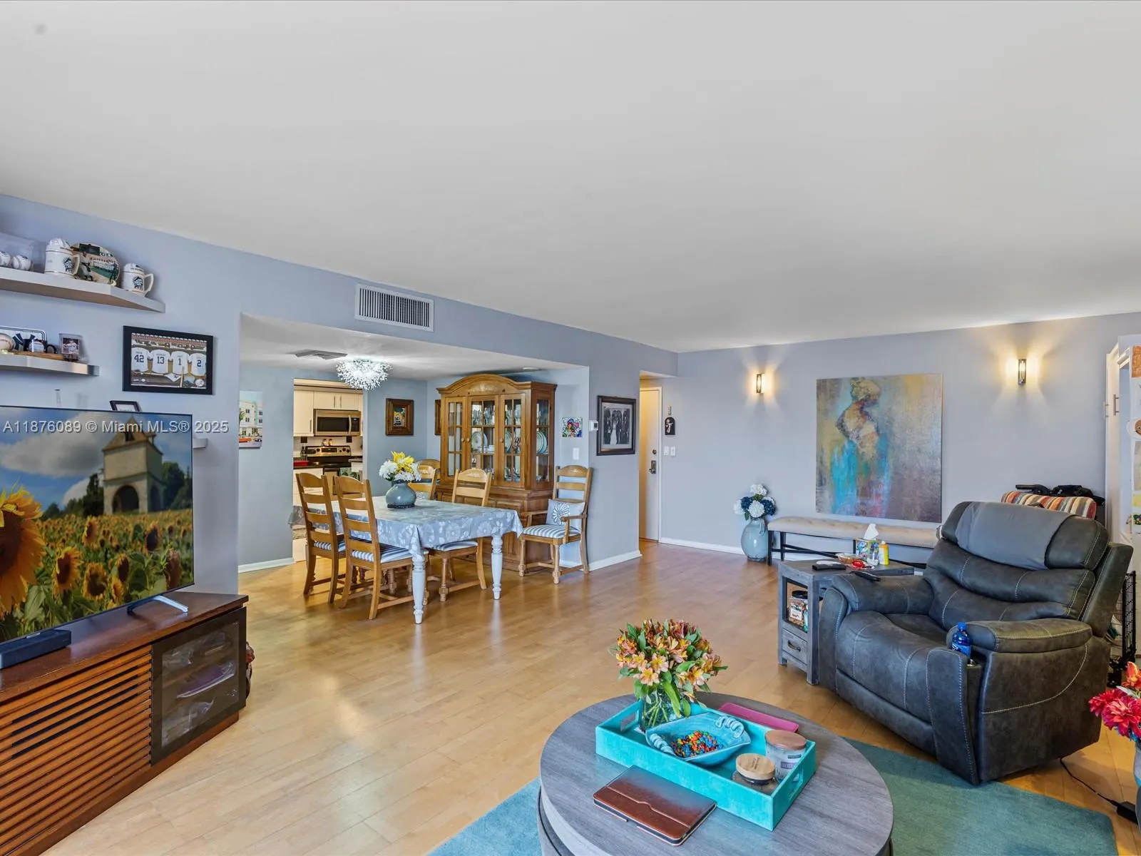 500 Three Islands Blvd, #517