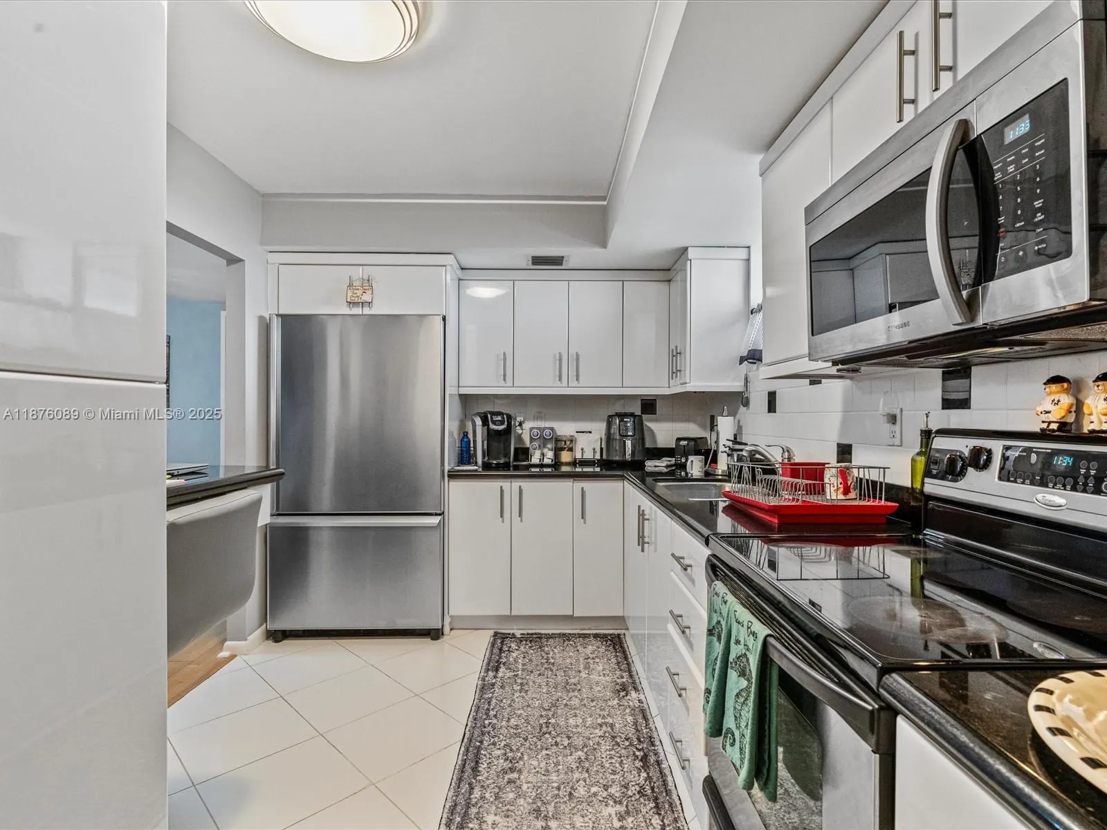 500 Three Islands Blvd, #517