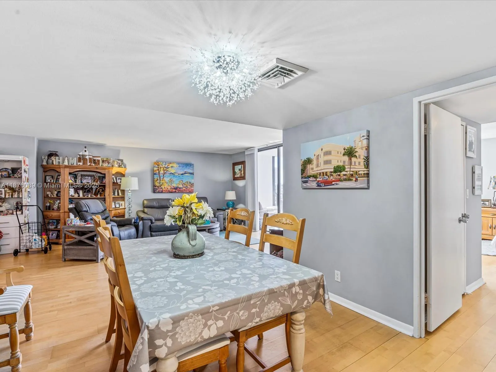 500 Three Islands Blvd, #517