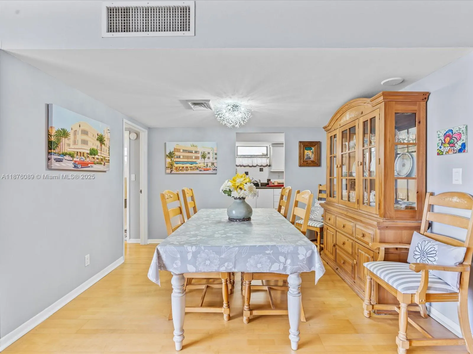 500 Three Islands Blvd, #517