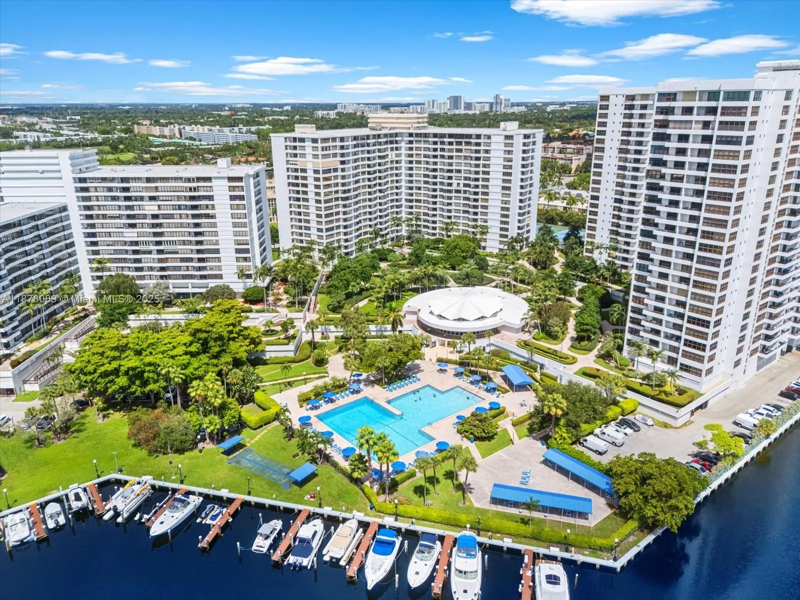 500 Three Islands Blvd, #517