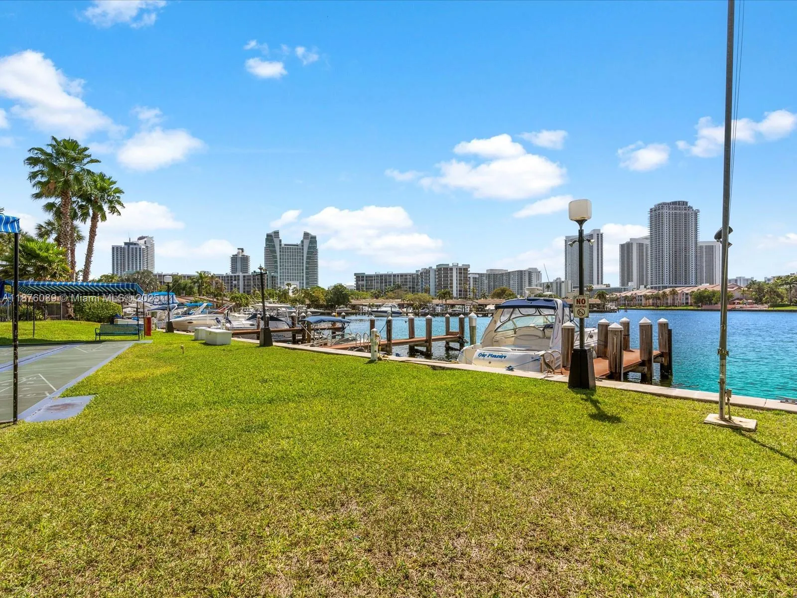 500 Three Islands Blvd, #517