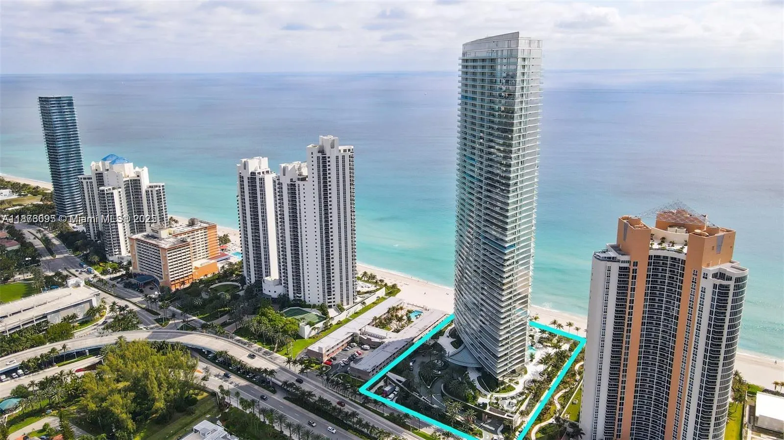 18975 Collins Ave, #2205