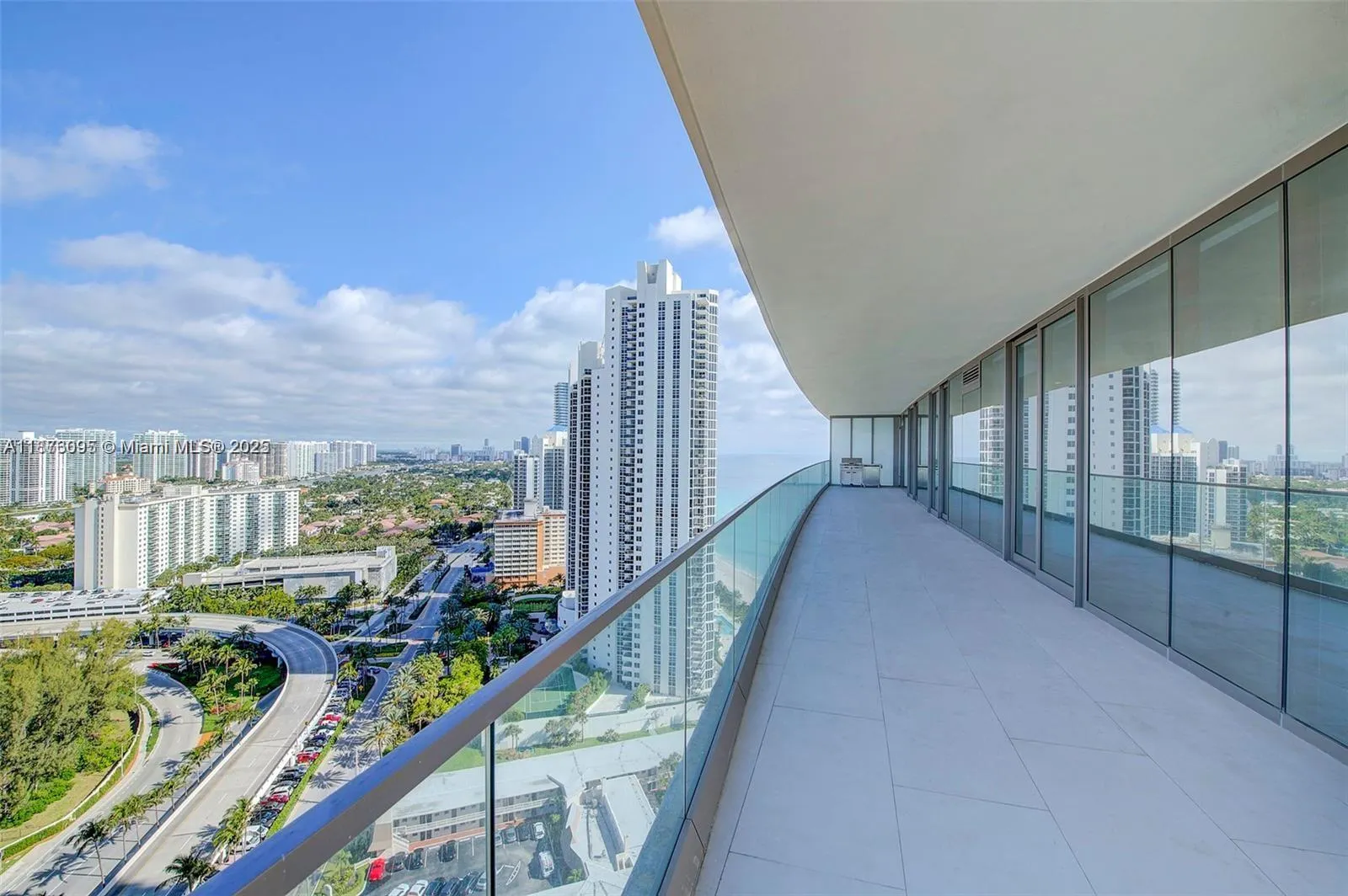 18975 Collins Ave, #2205