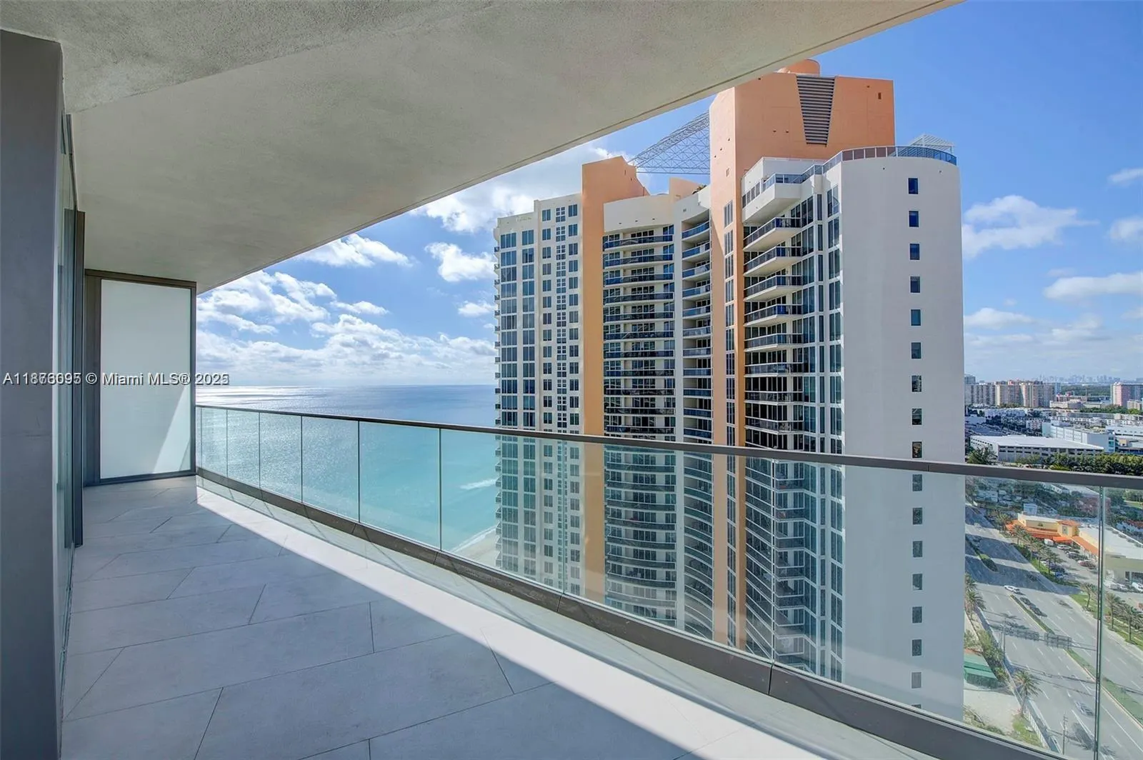 18975 Collins Ave, #2205