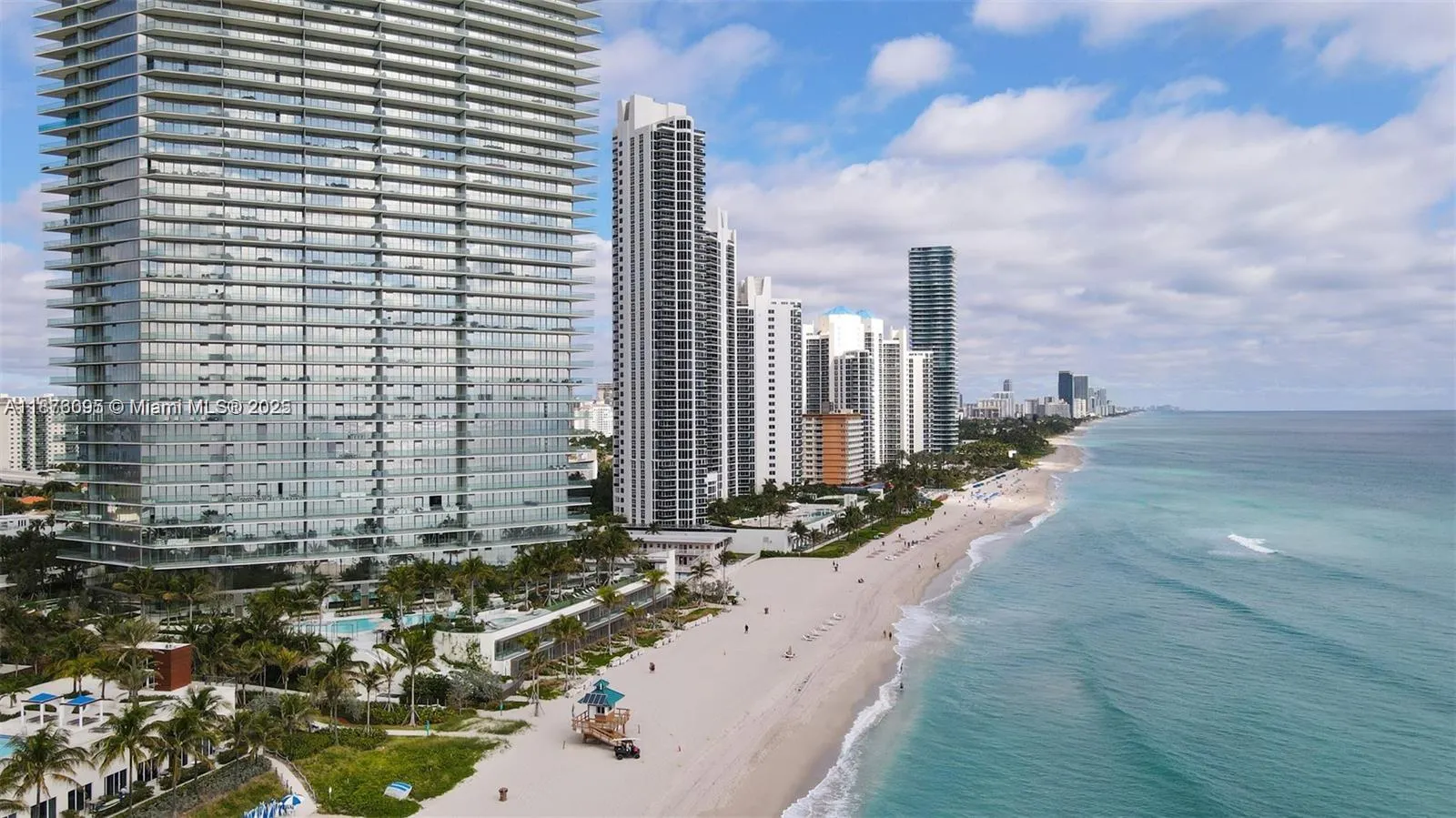 18975 Collins Ave, #2205