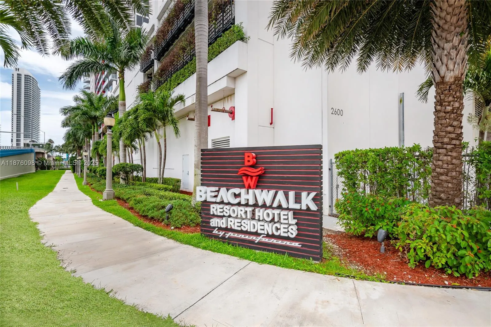 2602 E Hallandale Beach blvd, #R1607