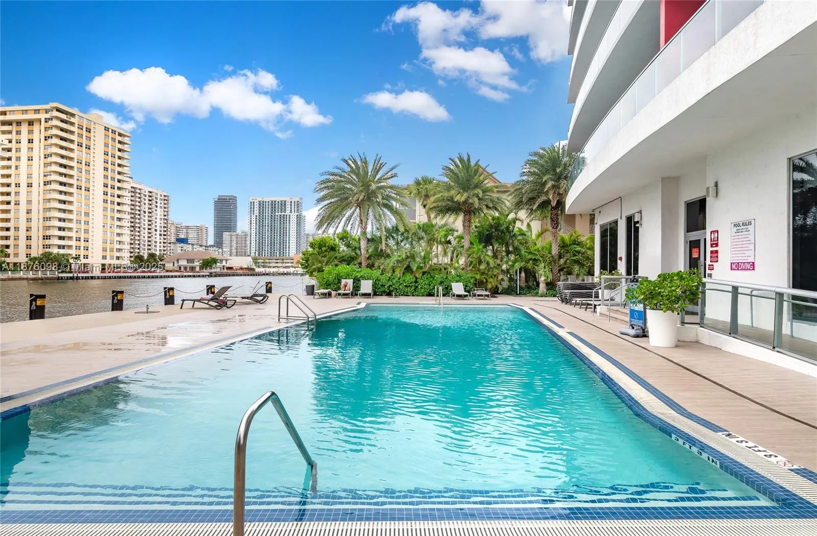 2602 E Hallandale Beach blvd, #R1607