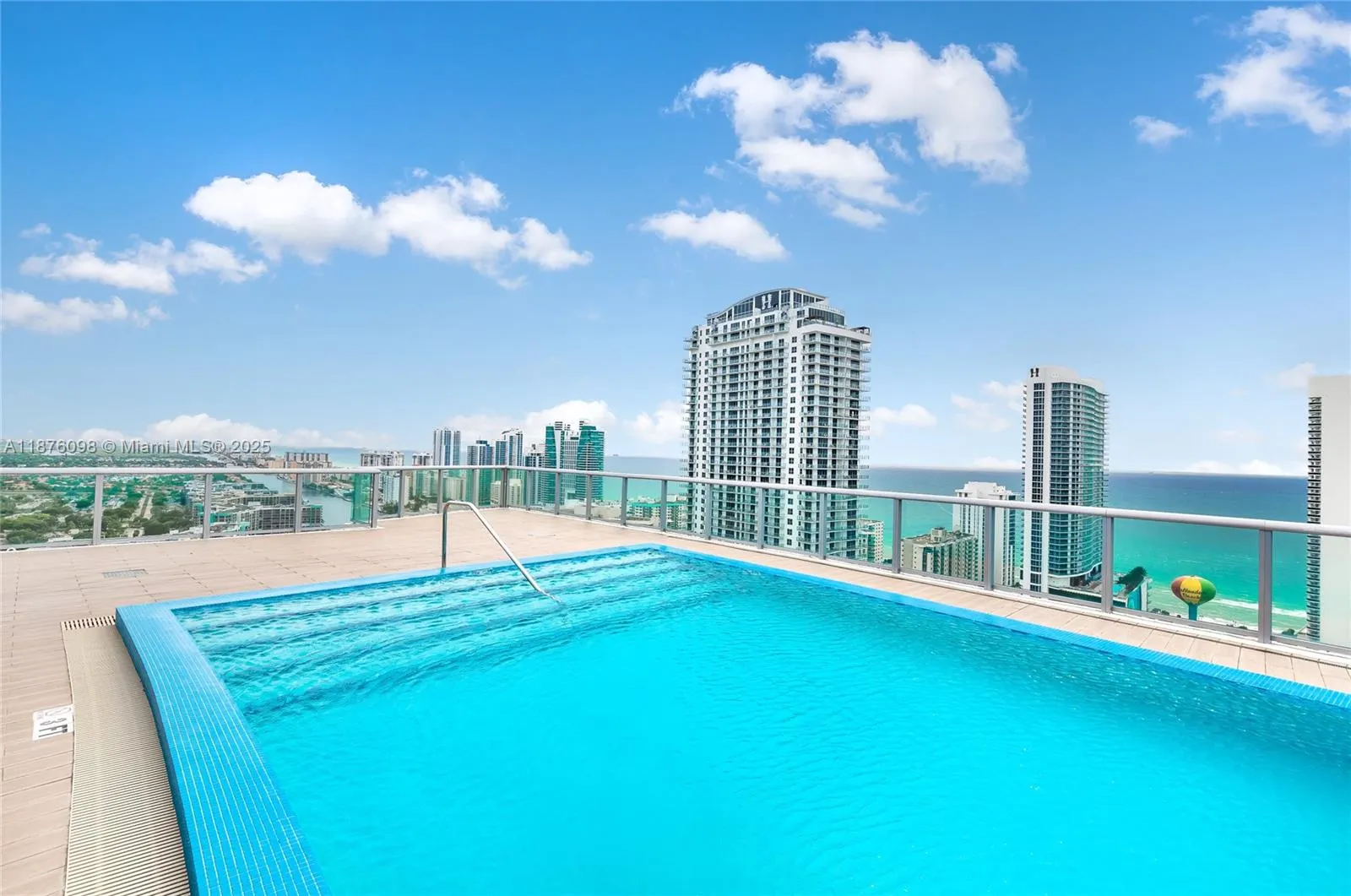 2602 E Hallandale Beach blvd, #R1607