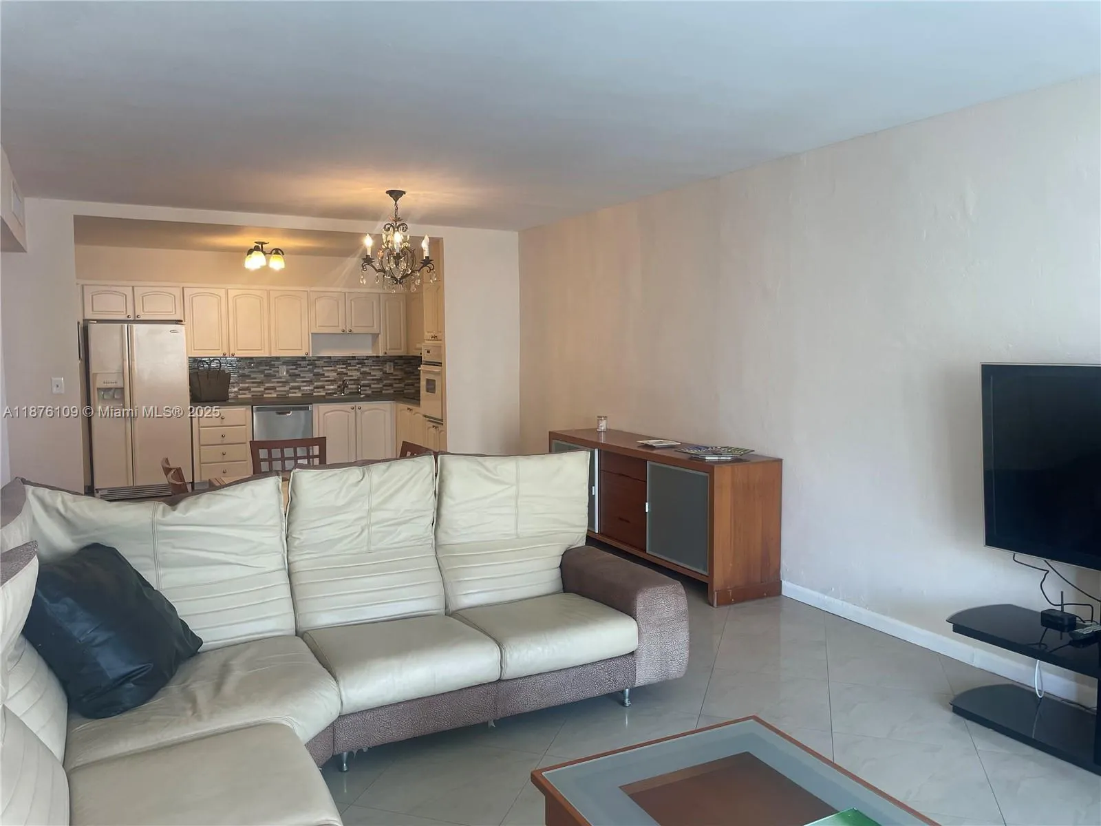 19380 Collins Ave, #1014