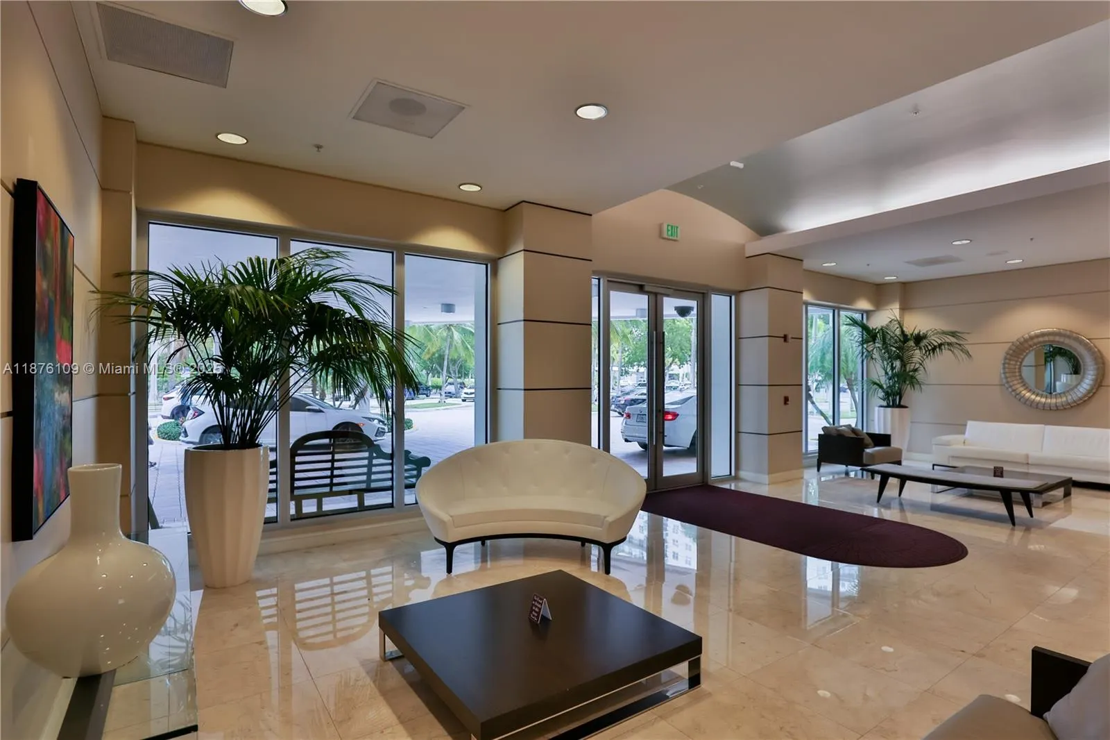 19380 Collins Ave, #1014