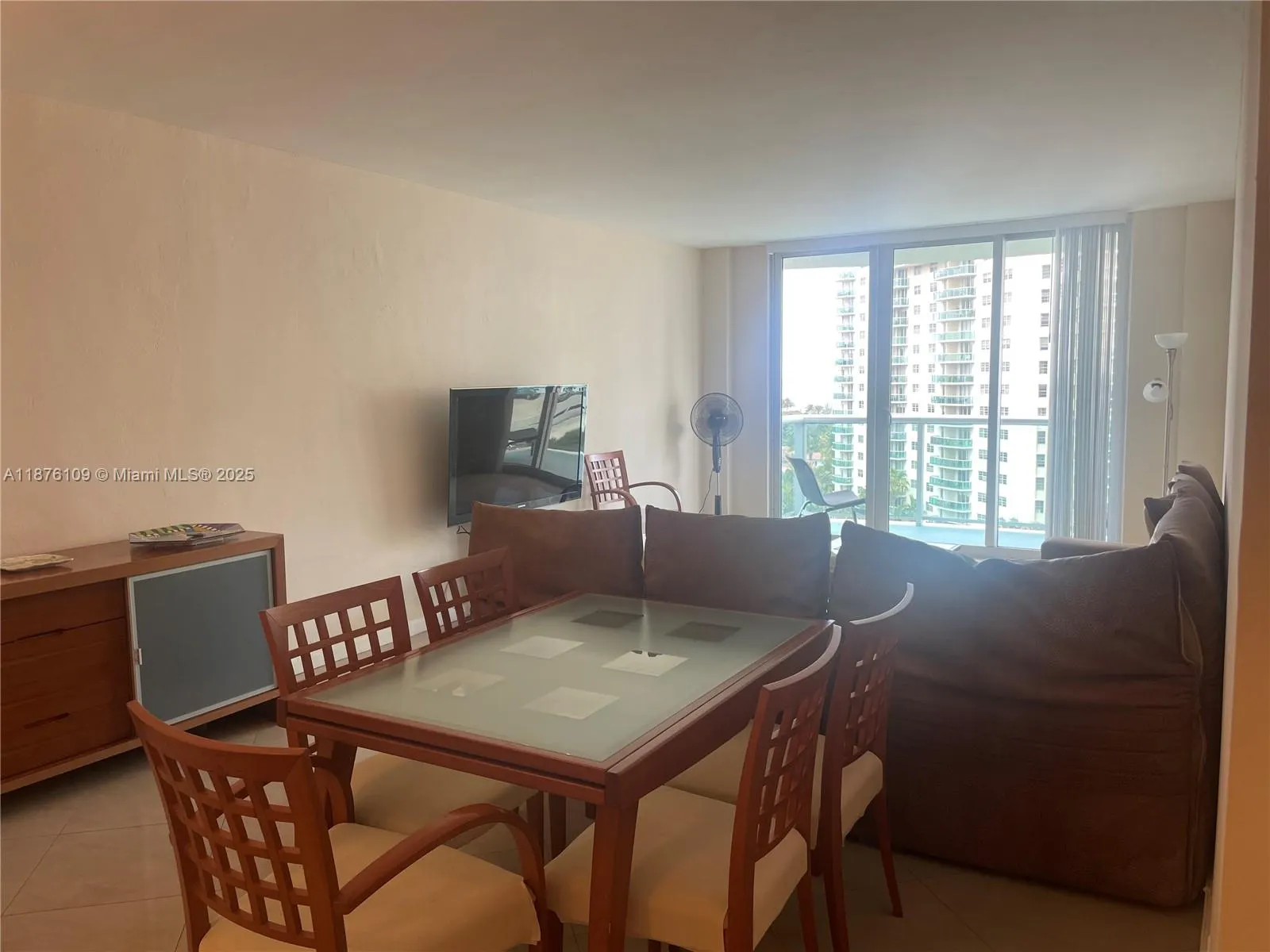 19380 Collins Ave, #1014