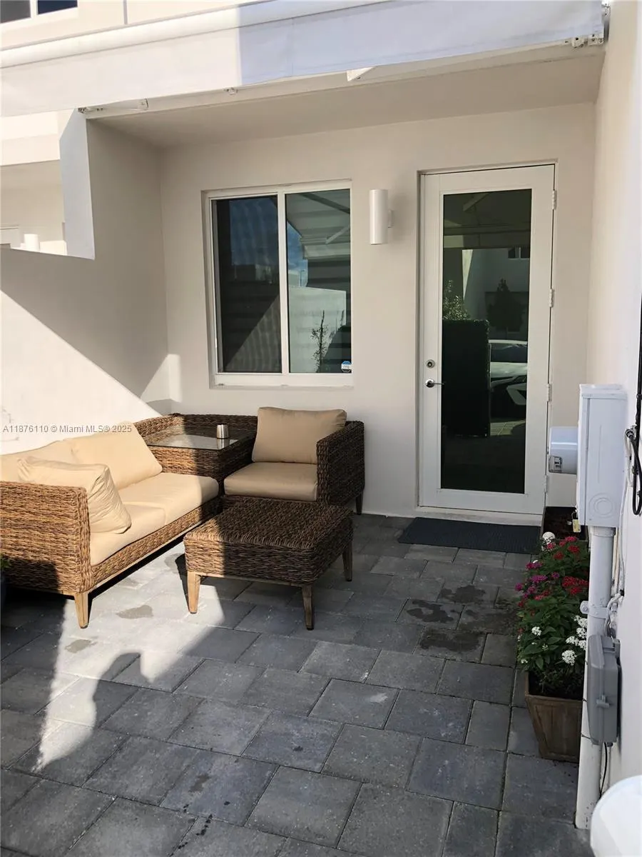 6670 NW 103rd Path, #1