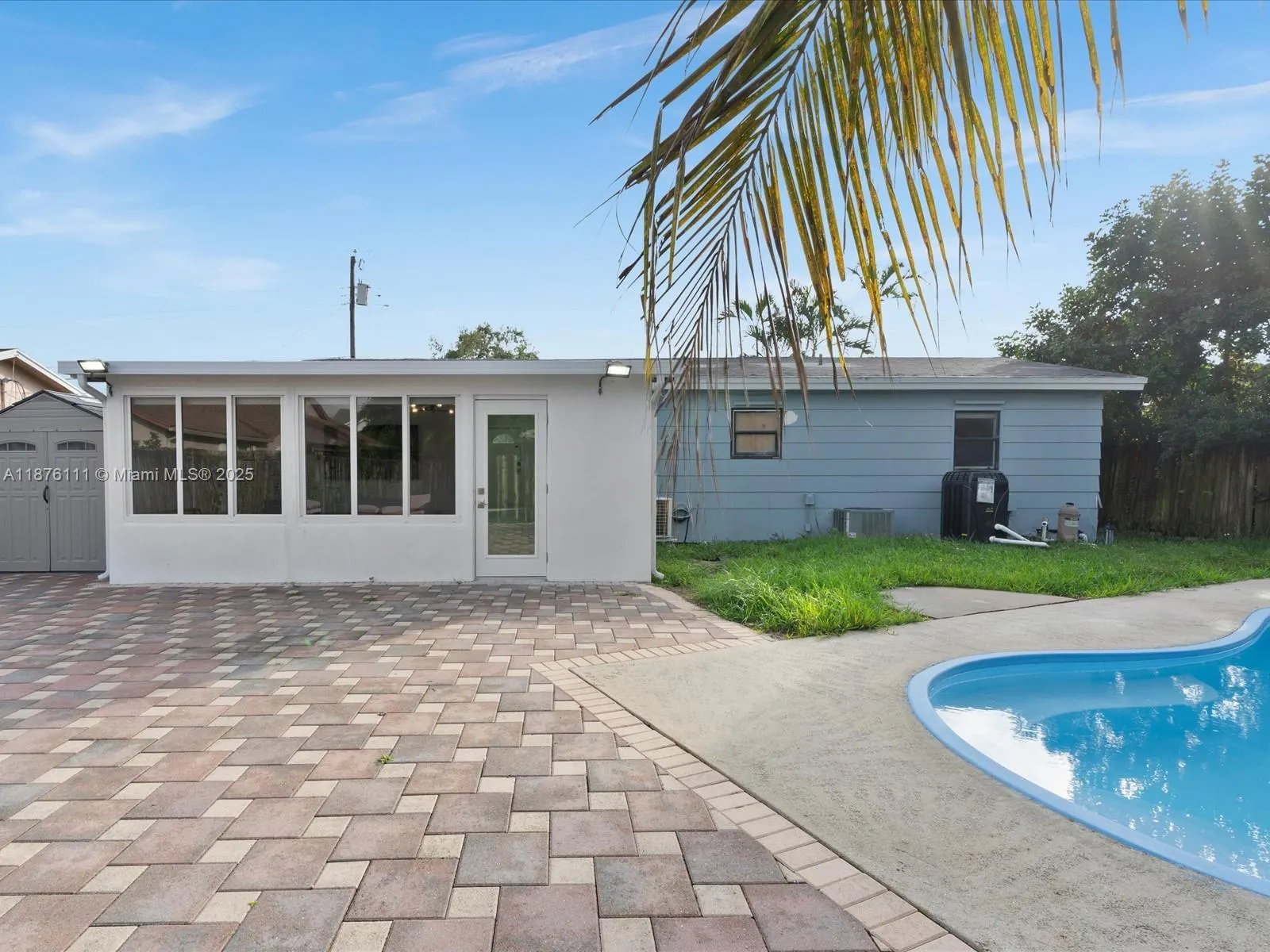 5731 SW 54th Ter
