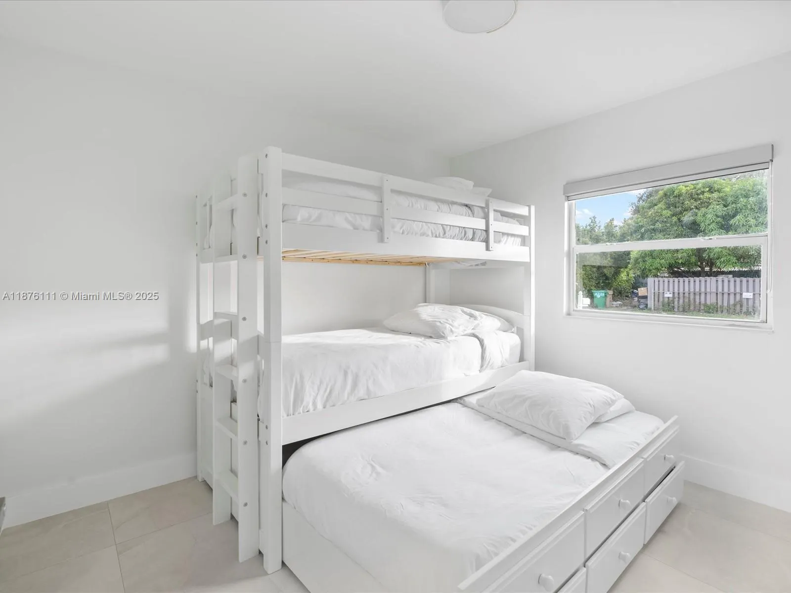 5731 SW 54th Ter