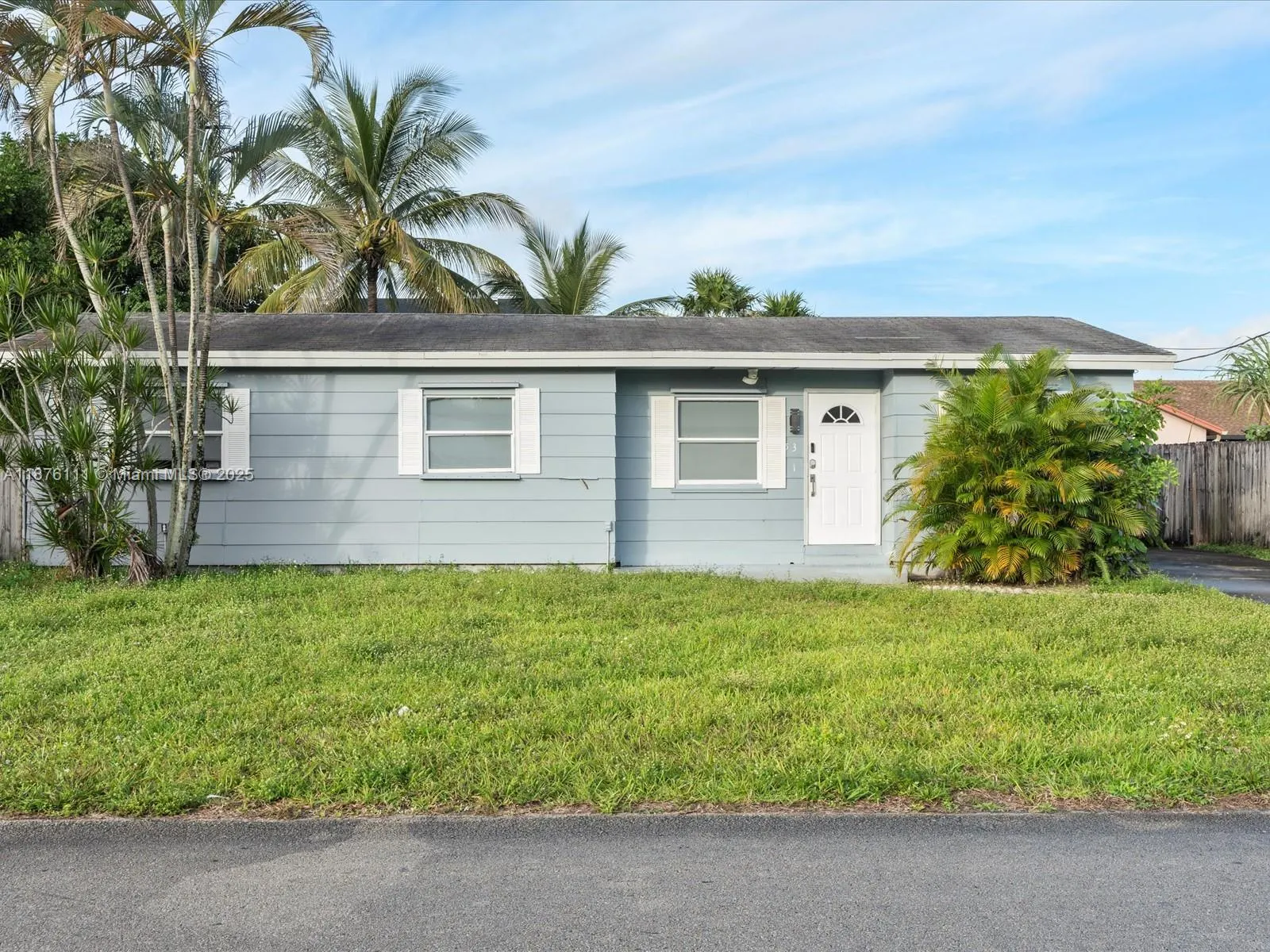 5731 SW 54th Ter