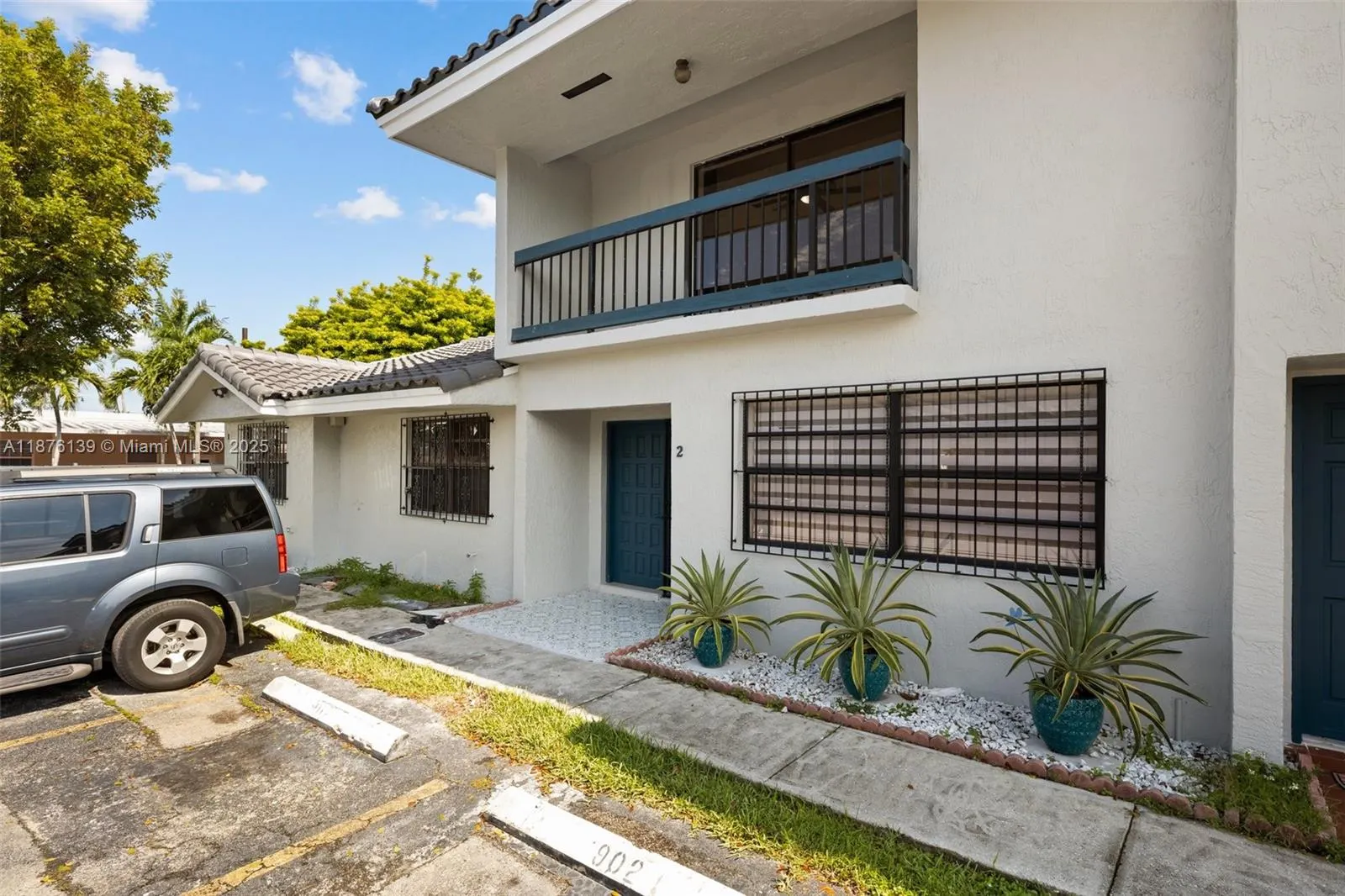 10932 NW 7th St, #902