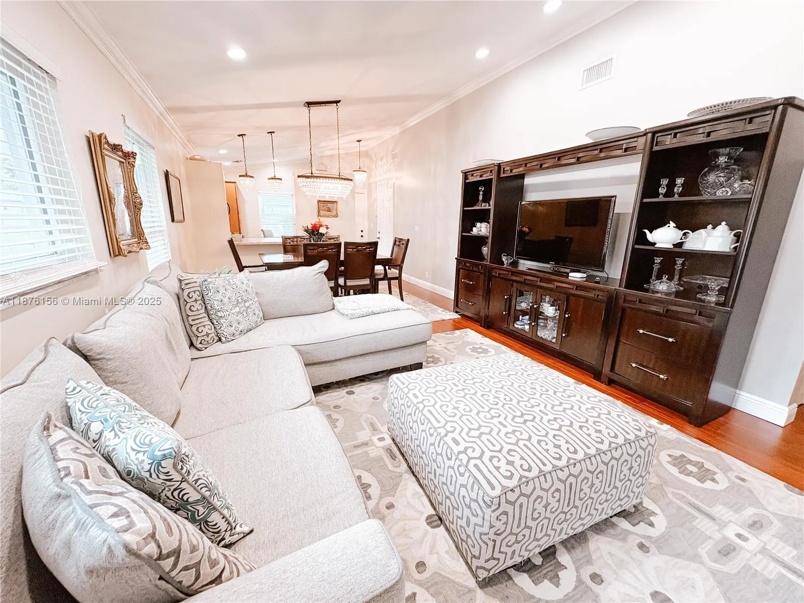 8957 Meadowlark Way