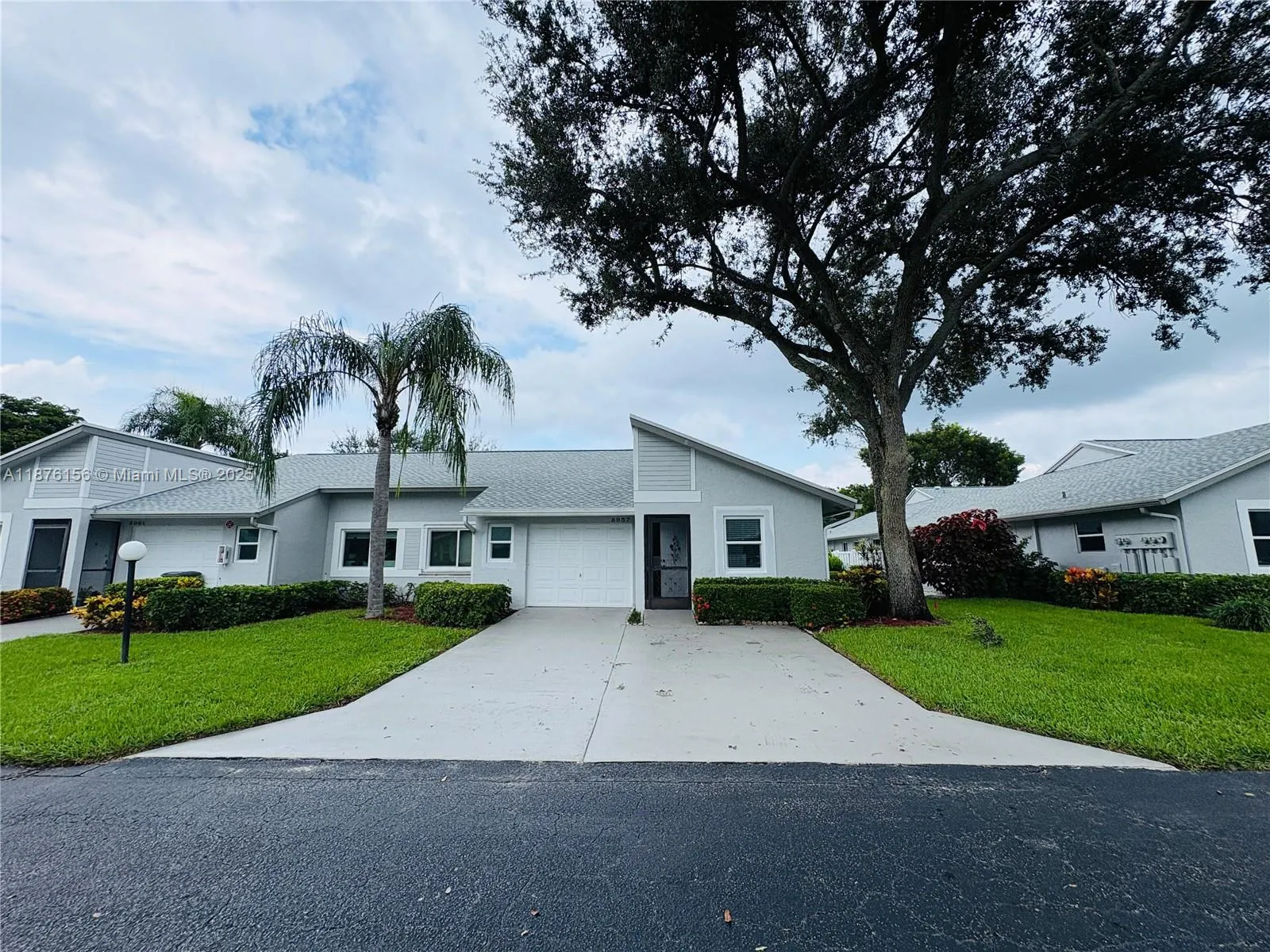 8957 Meadowlark Way