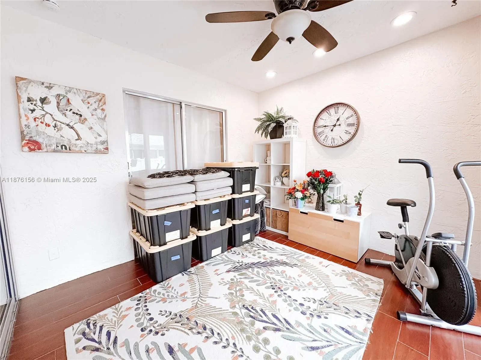 8957 Meadowlark Way