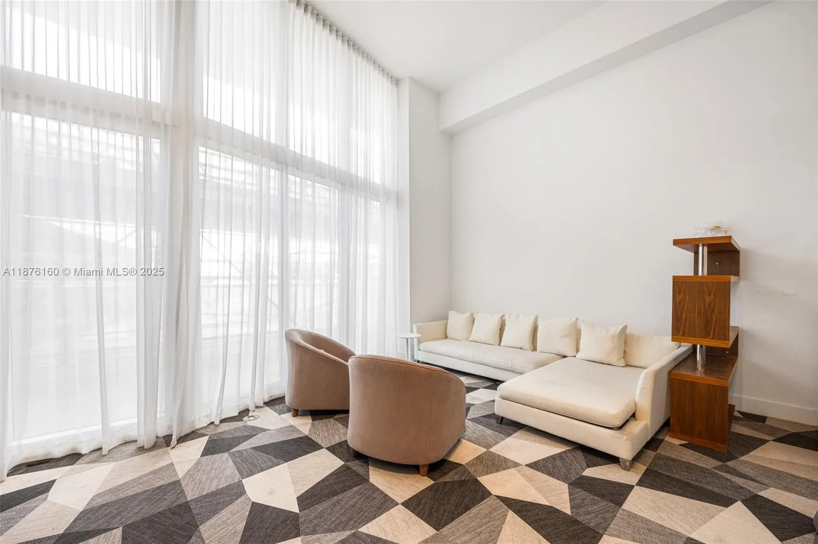 465 Brickell Ave, #1503