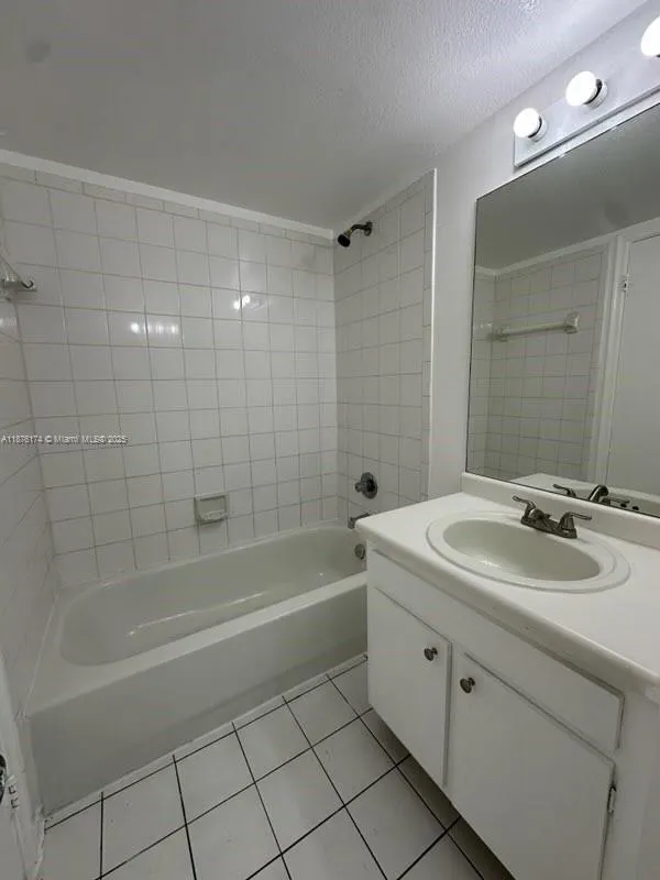 1595 NE 135th St, #418