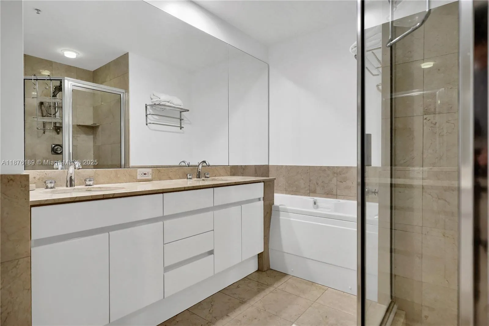 808 Brickell Key Dr, #2506