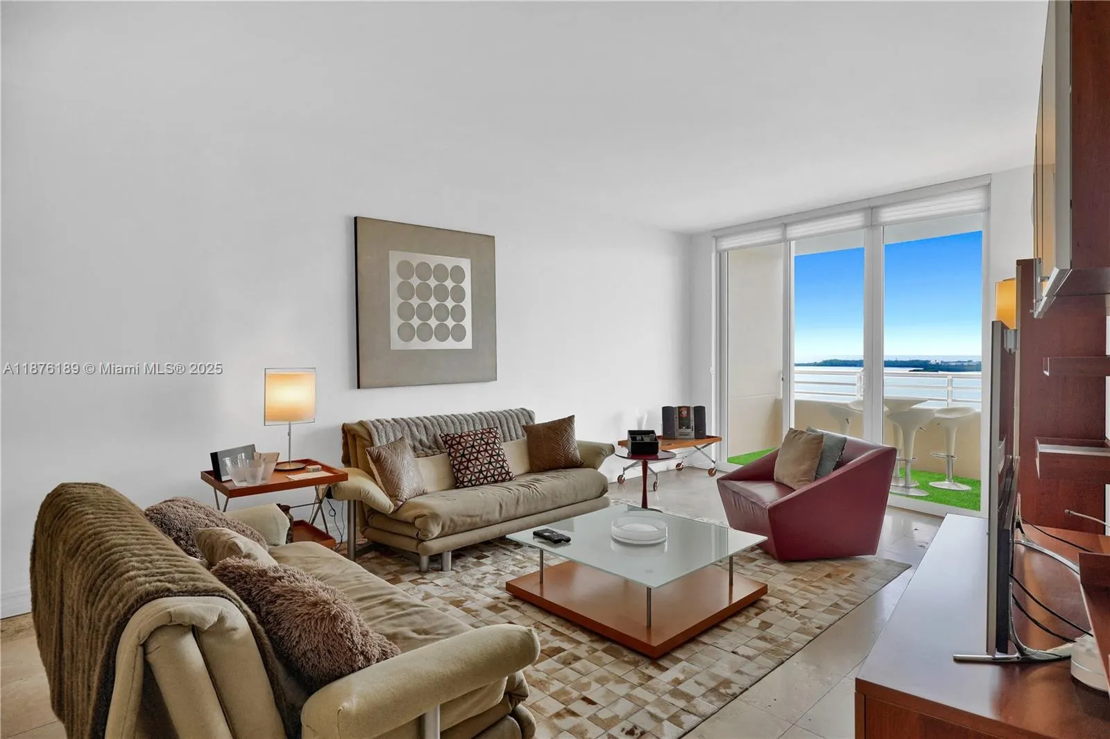 808 Brickell Key Dr, #2506