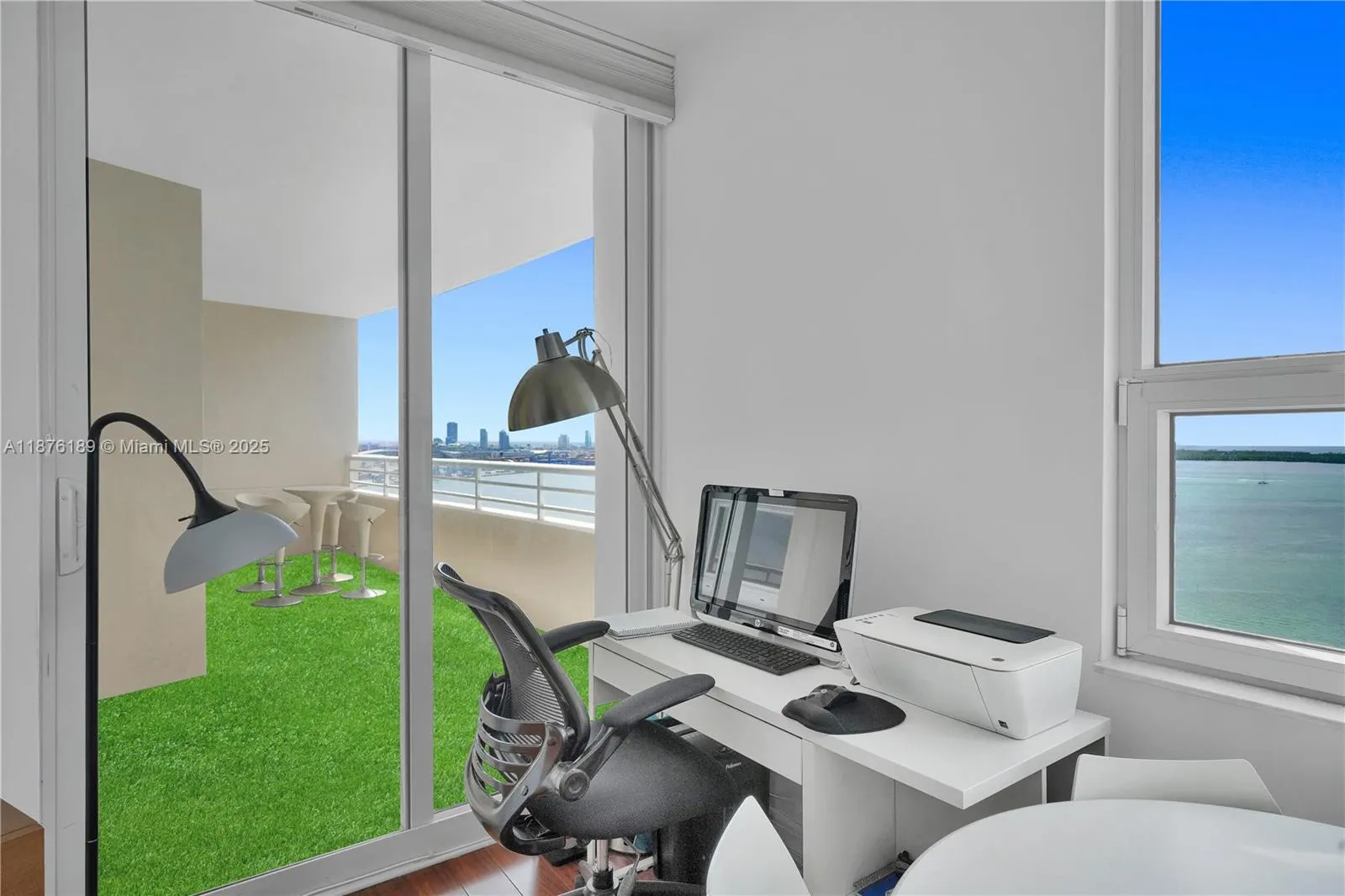 808 Brickell Key Dr, #2506