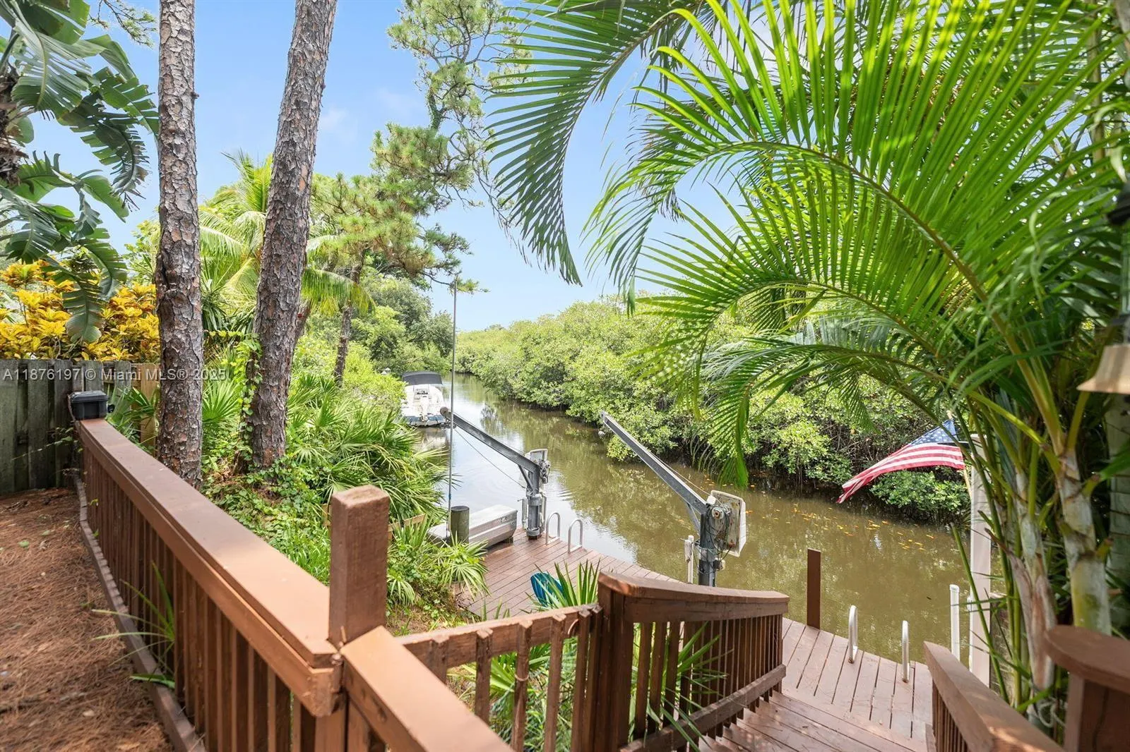 17982 Tidewater Cir