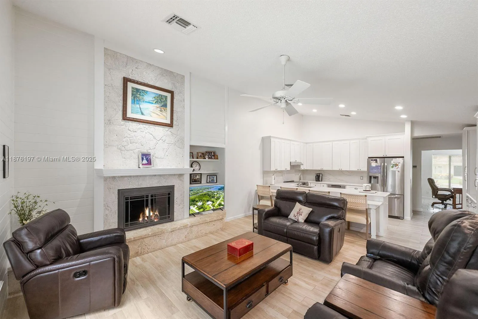 17982 Tidewater Cir