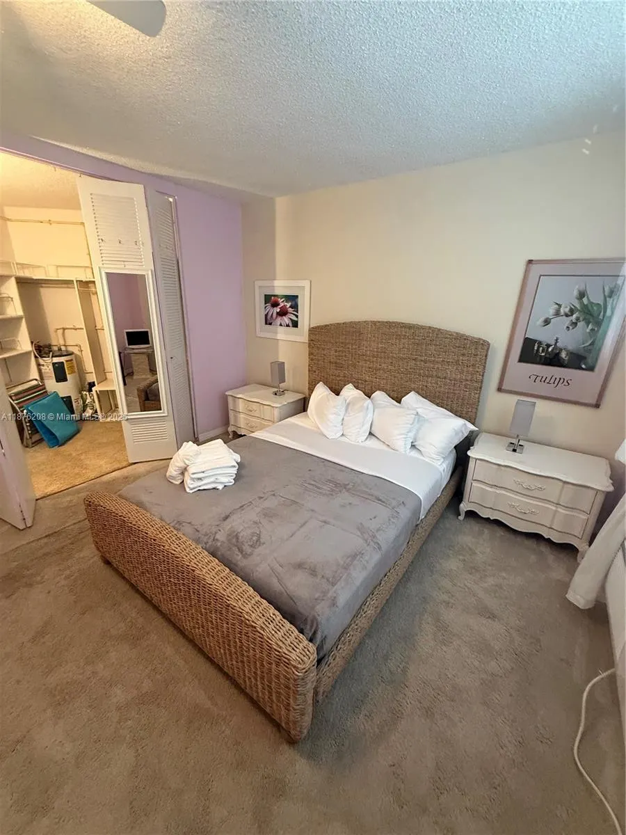 1936 S Ocean Dr, #4C