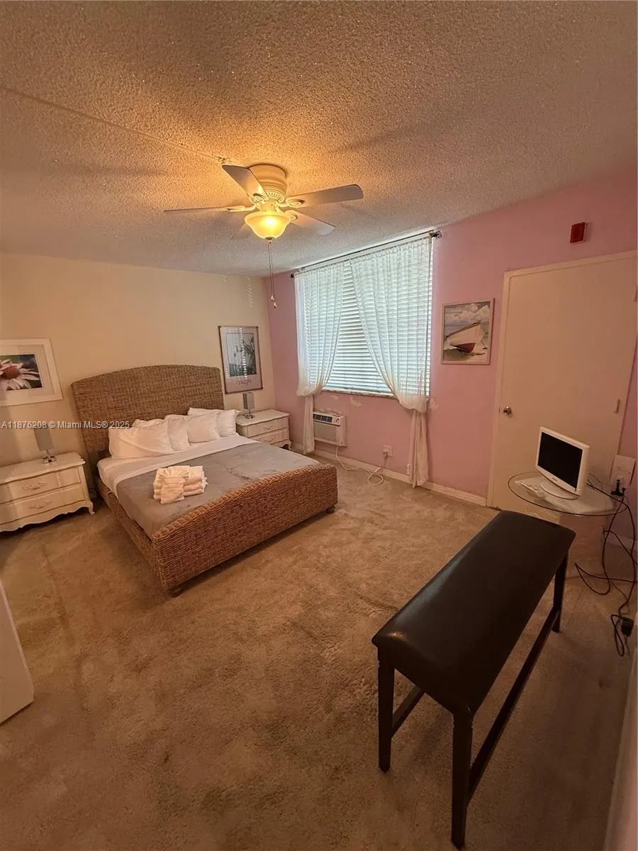 1936 S Ocean Dr, #4C