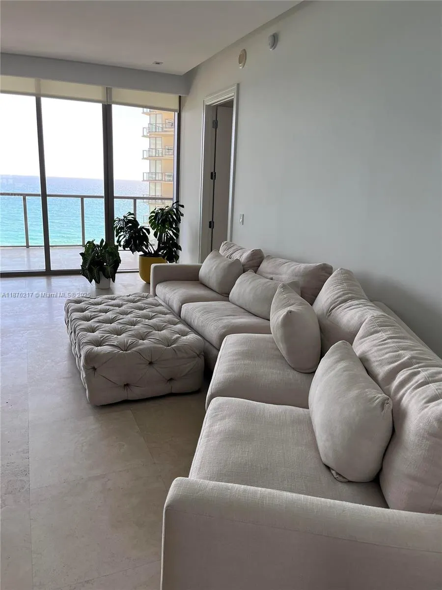 9705 Collins Ave, #903N