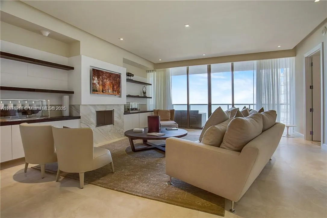 9705 Collins Ave, #903N