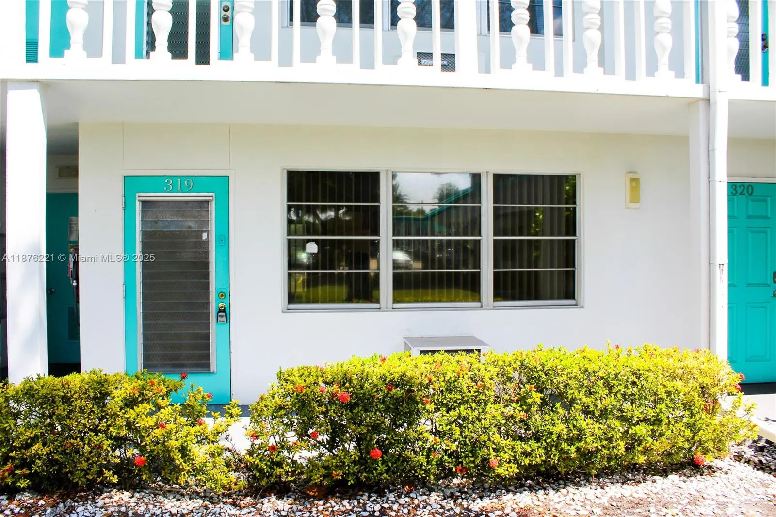 319 Newport V, #319