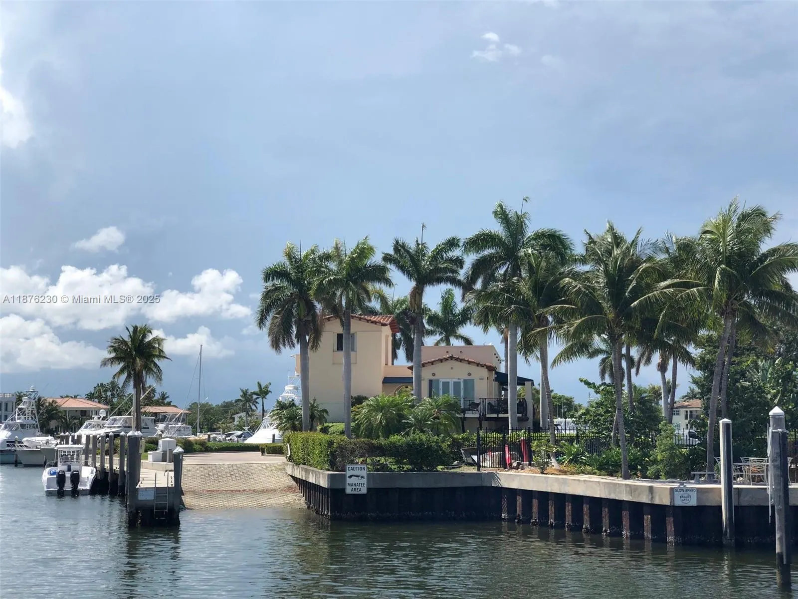 13660 Deering Bay