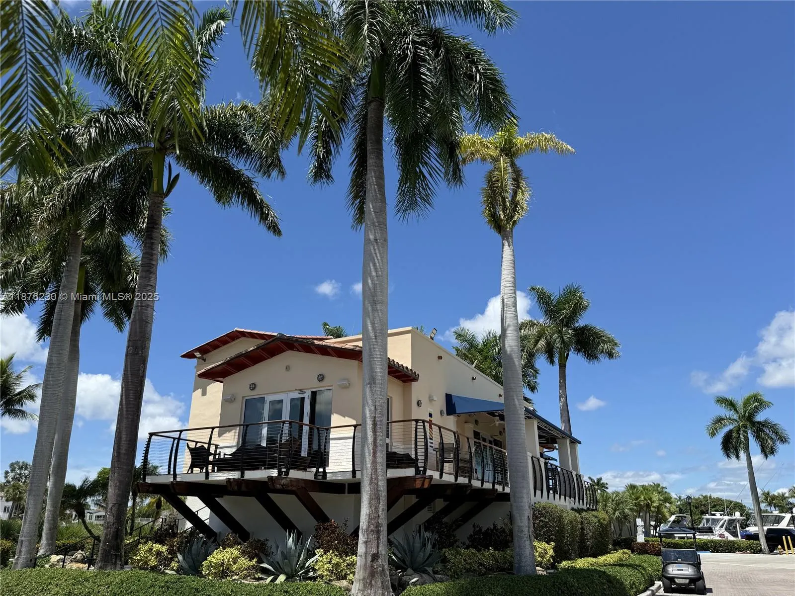 13660 Deering Bay