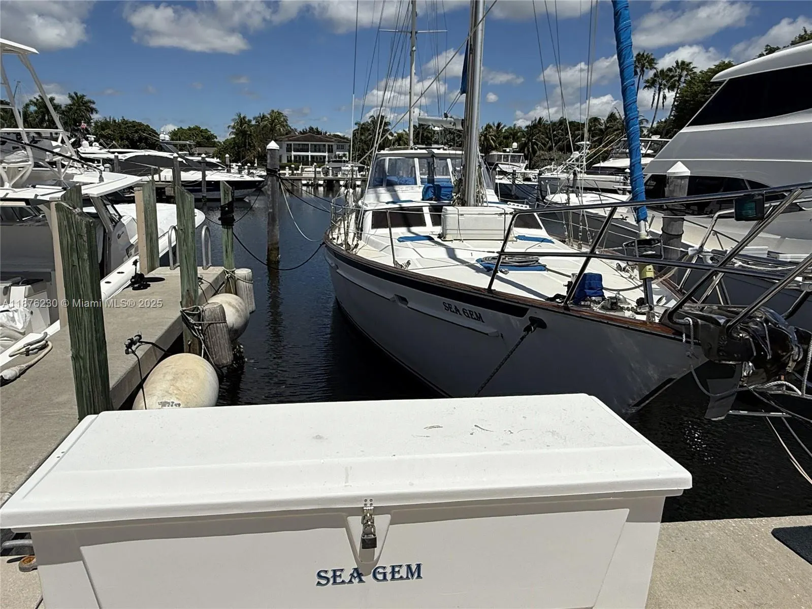 13660 Deering Bay