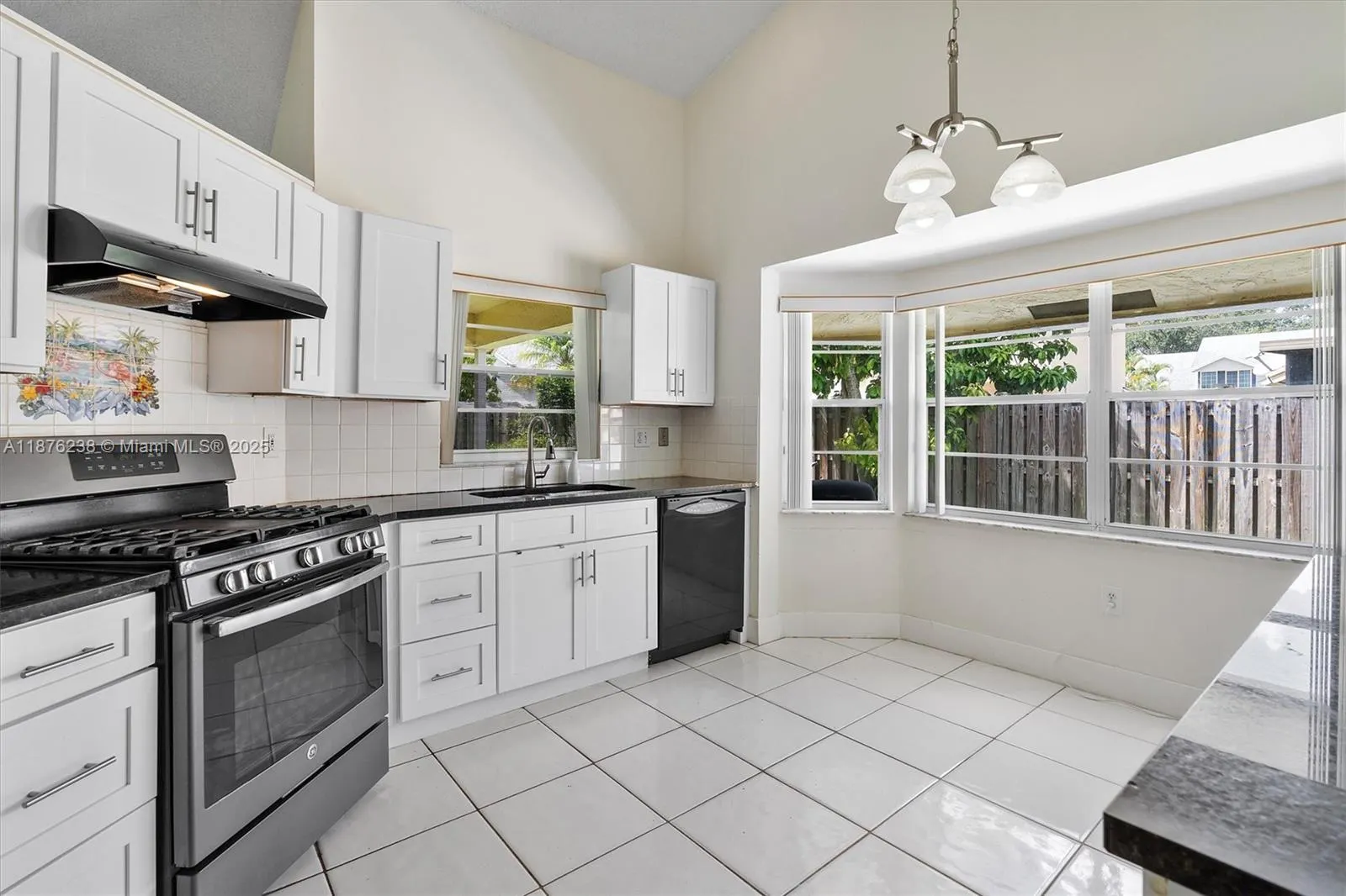 12265 NW 32nd Mnr