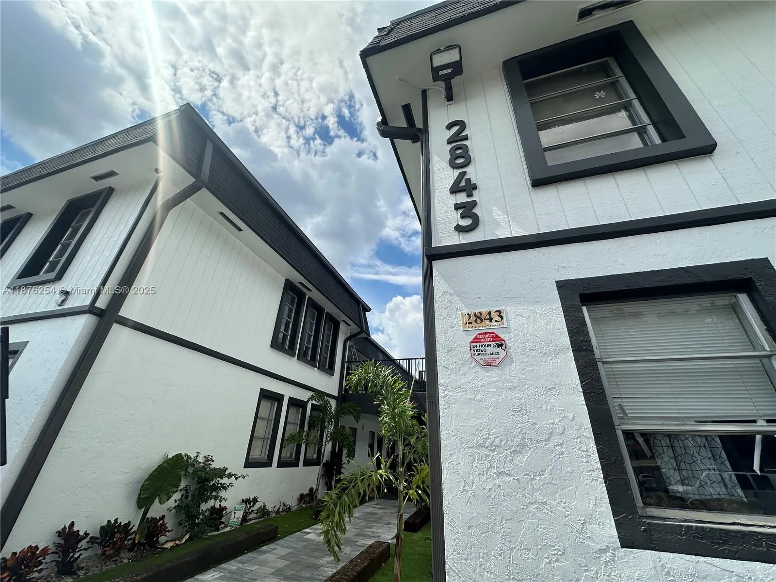 2843 Fillmore St, #207