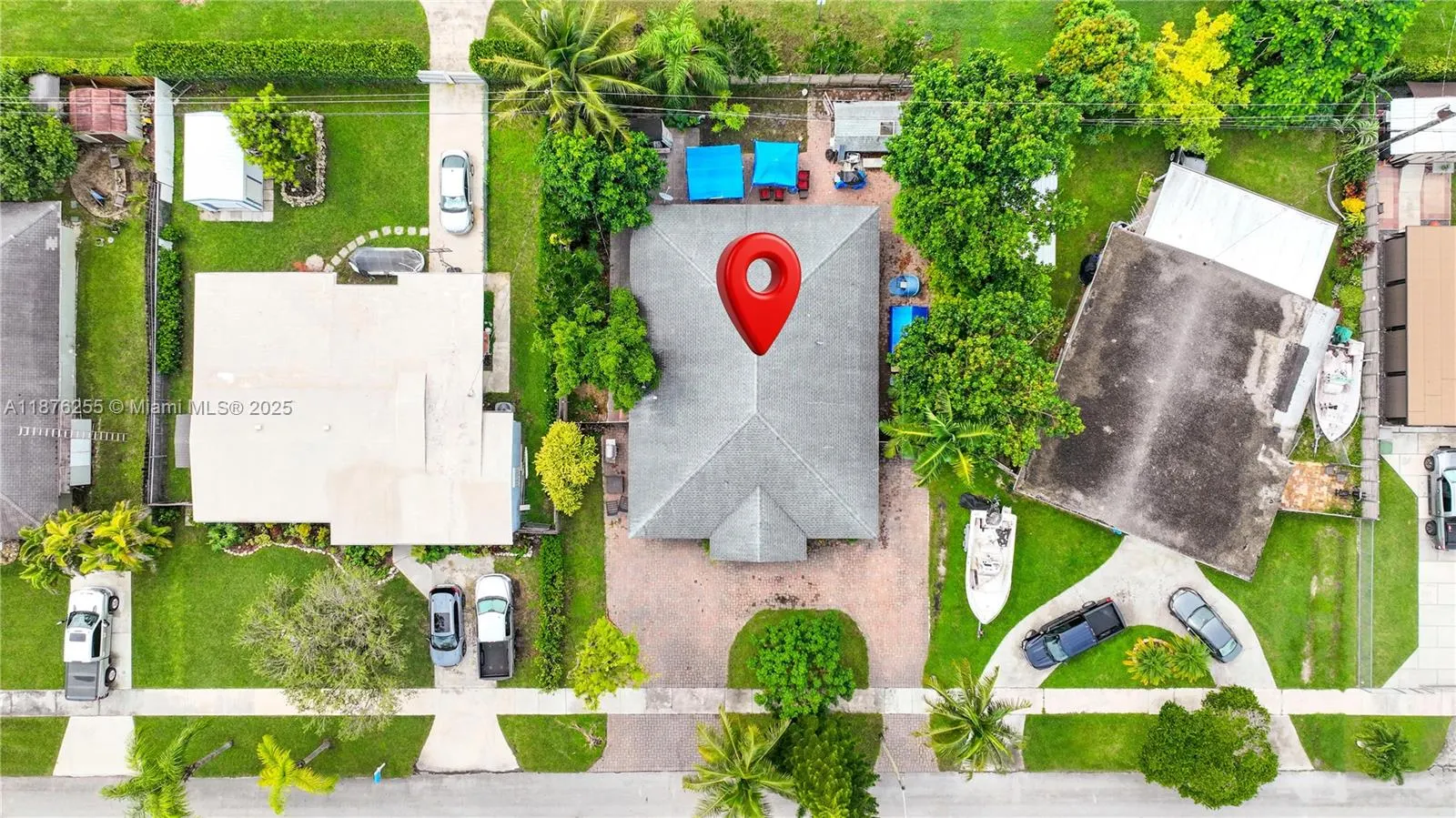 690 NW 18th St
