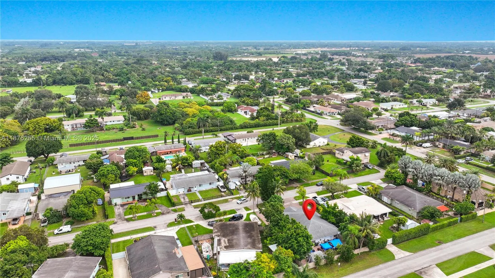 690 NW 18th St