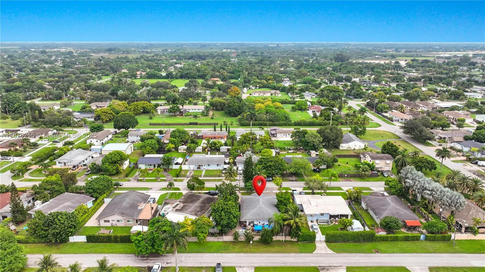 690 NW 18th St
