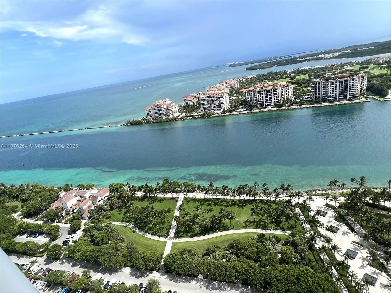 300 S Pointe Dr, #3504