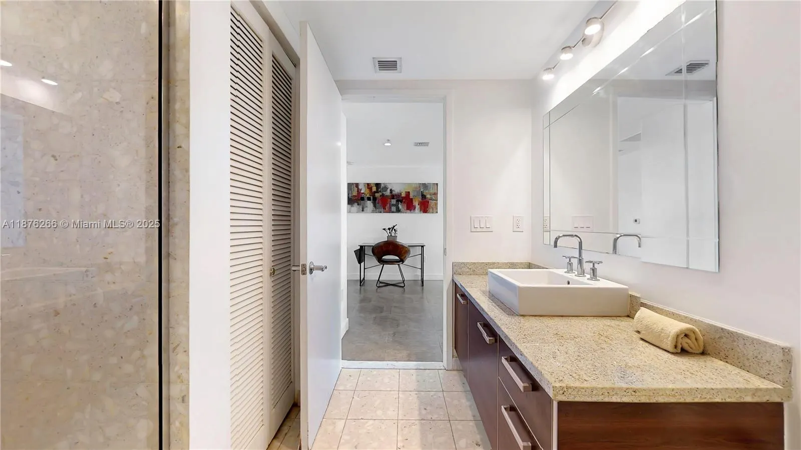 185 SW 7th St, #2900