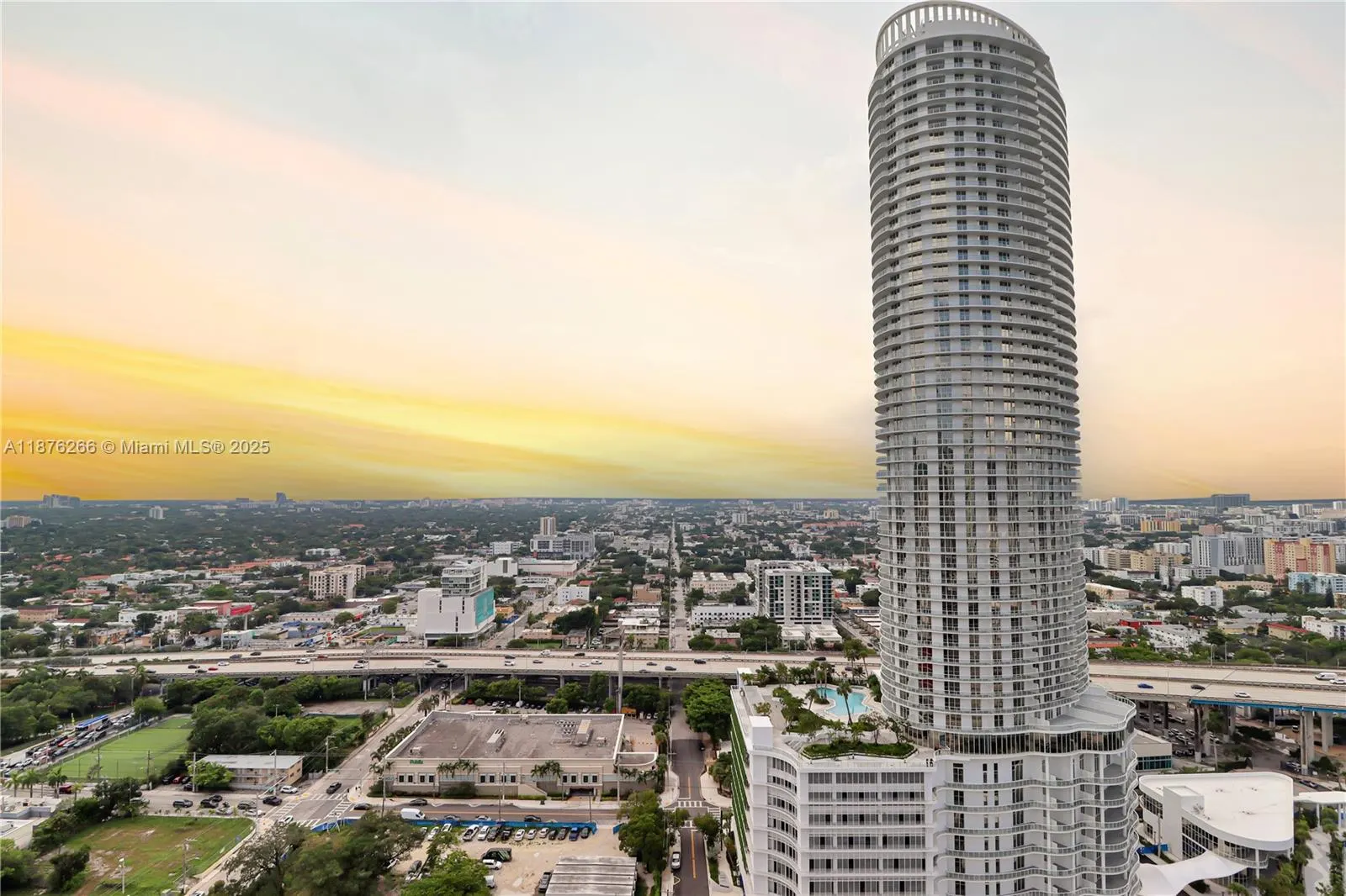 185 SW 7th St, #2900