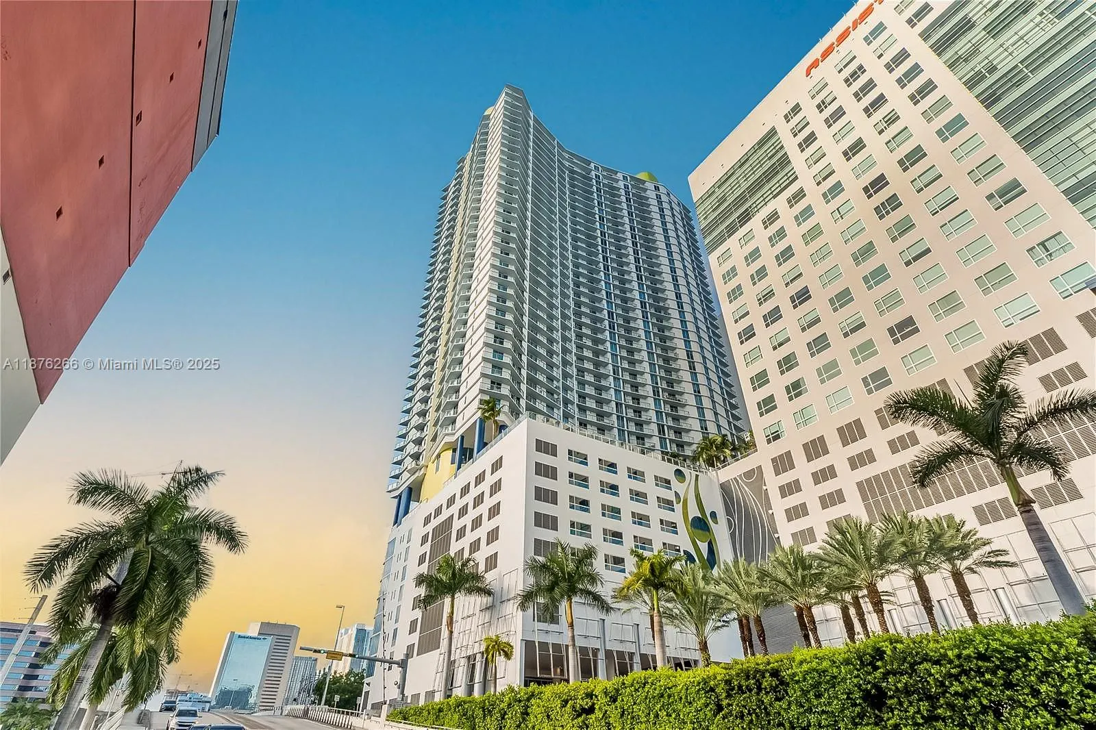 185 SW 7th St, #2900