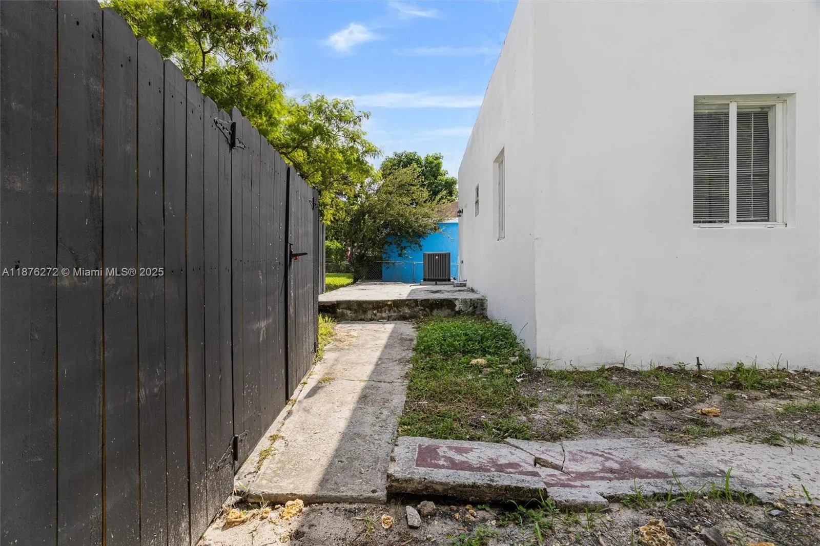 1601 NW 50th St